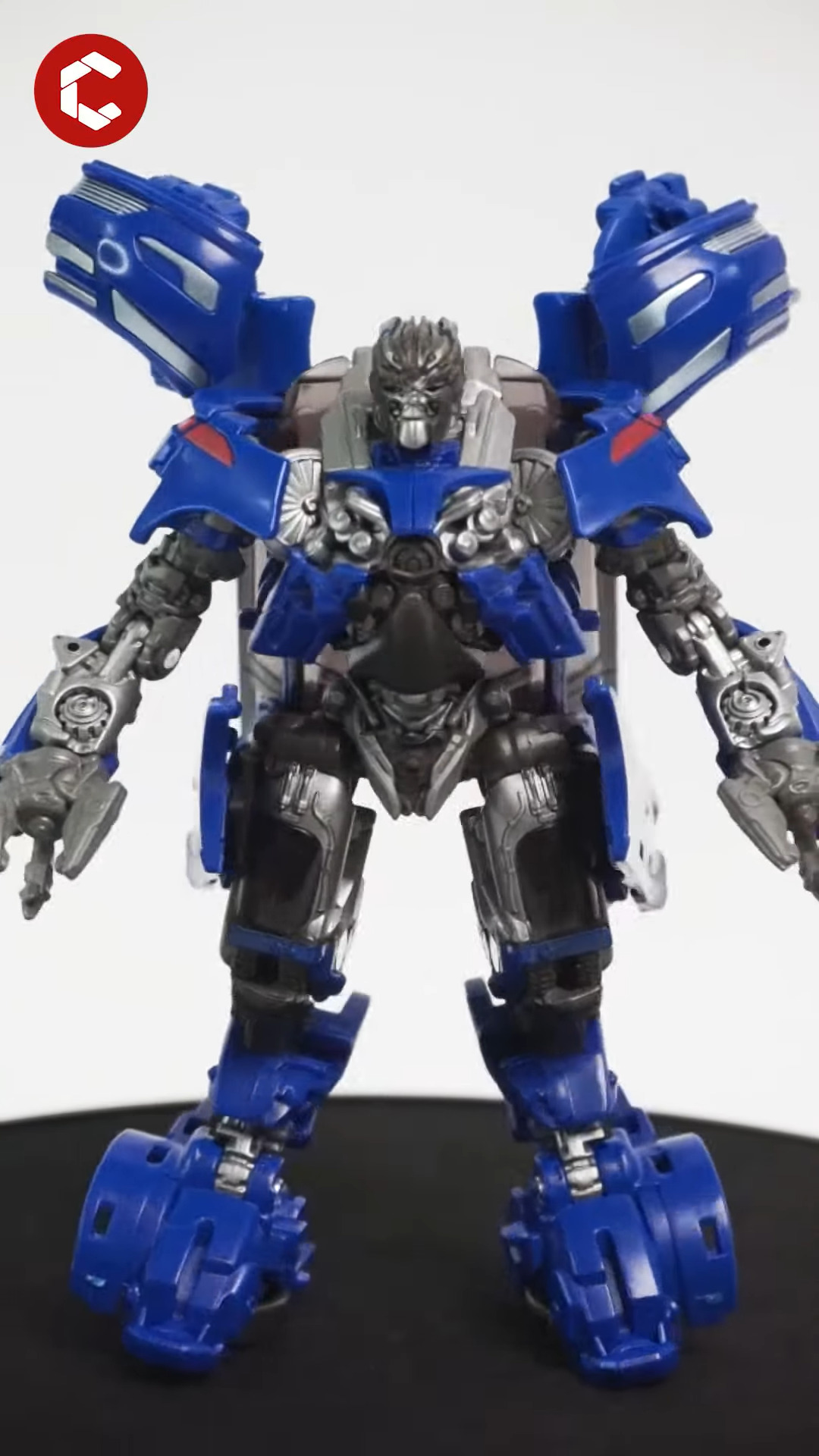 Transformers Studio Series SS-75 Jolt In-Hand Images